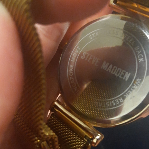 Steve Madden Womens Watch - Picture 2 of 4